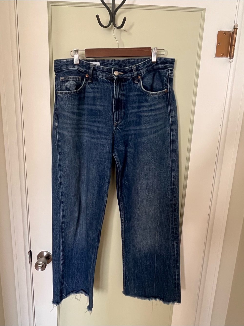 Zara Women's Dark Blue Straight Jeans - Raw Hem